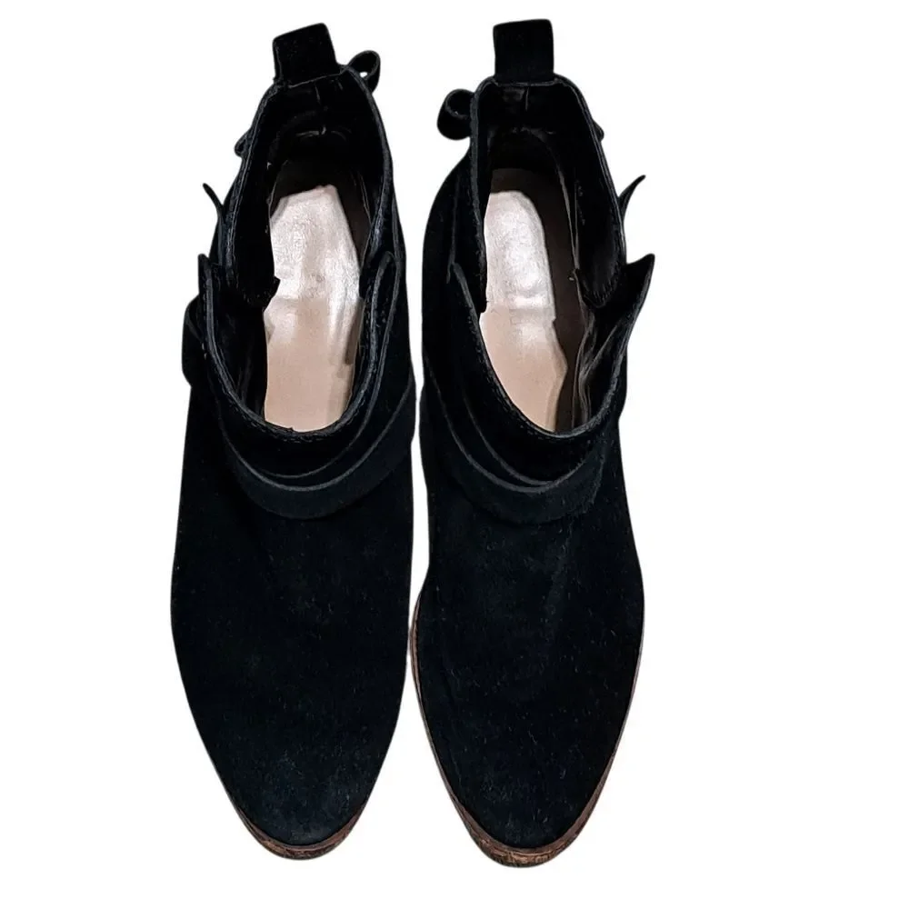 Kate Spade Taley Logo Bow Gothic Western Pull On Leather Suede Ankle Bootie 8.5